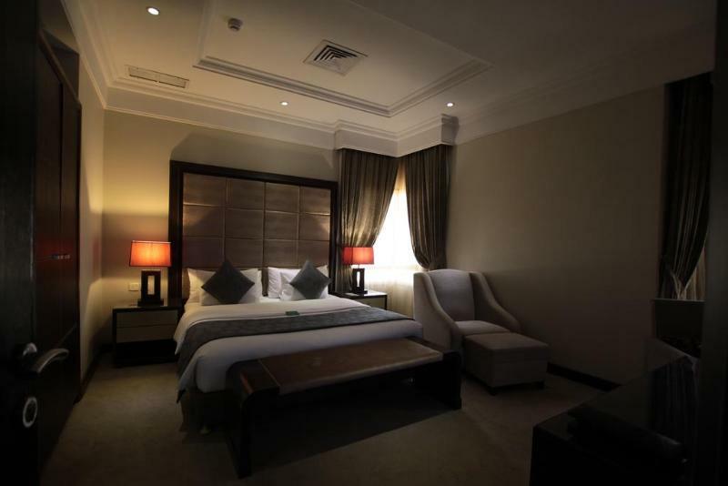 Boudl Hotel Suites Fahahil Koeweit Buitenkant foto